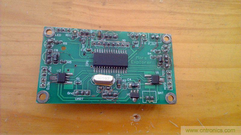牛人力作！PCB版藍牙智能小車DIY