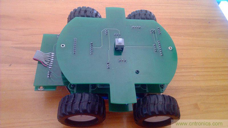 牛人力作！PCB版藍牙智能小車DIY