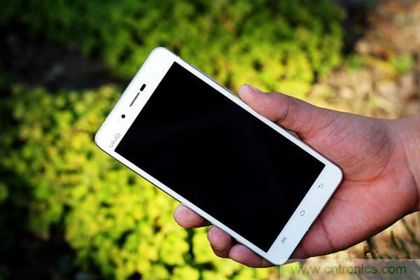 有圖有真相！暴拆VIVO X5 MAX,揭秘&ldquo;最薄之謎&rdquo;