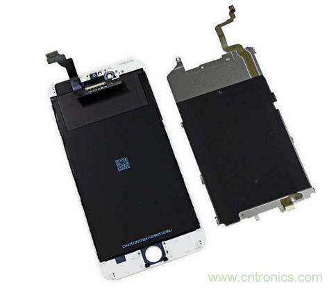 iPhone 6 Plus搭載的高清LED屏幕尺寸為5.5英寸，像素密度為401ppi，并采用了IPS（平面轉(zhuǎn)換）技術(shù)。（來源：iFixit）