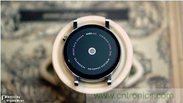 Moto 360 二代：&ldquo;精益求精&rdquo;的細(xì)節(jié)仍無法彌補(bǔ)功能的缺失