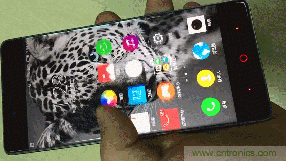 無邊框的 nubia Z9 ，一款既有驚喜，又有驚艷的智能手機