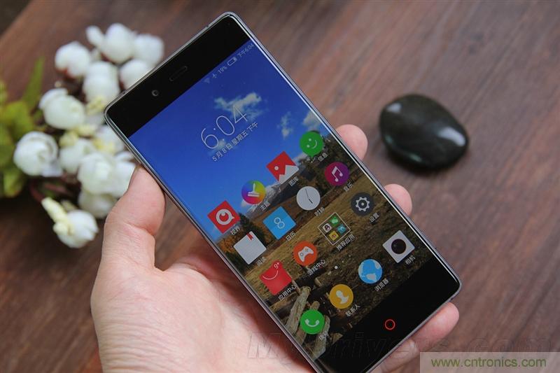 無邊框的 nubia Z9 ，一款既有驚喜，又有驚艷的智能手機