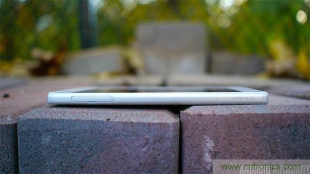 傳奇索尼，憑借Sony Xperia Z5能否在移動市場奪得一席之地？